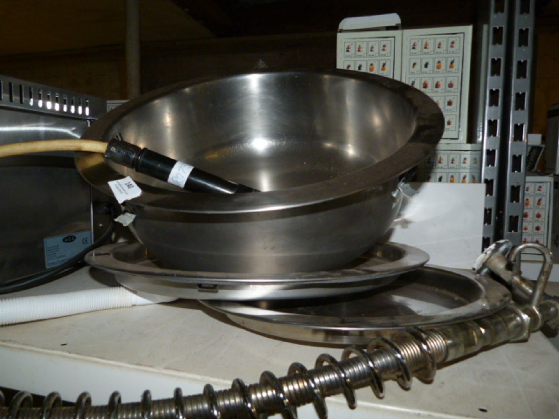 Stainless Steel Circular Sink with Drainer and Pan