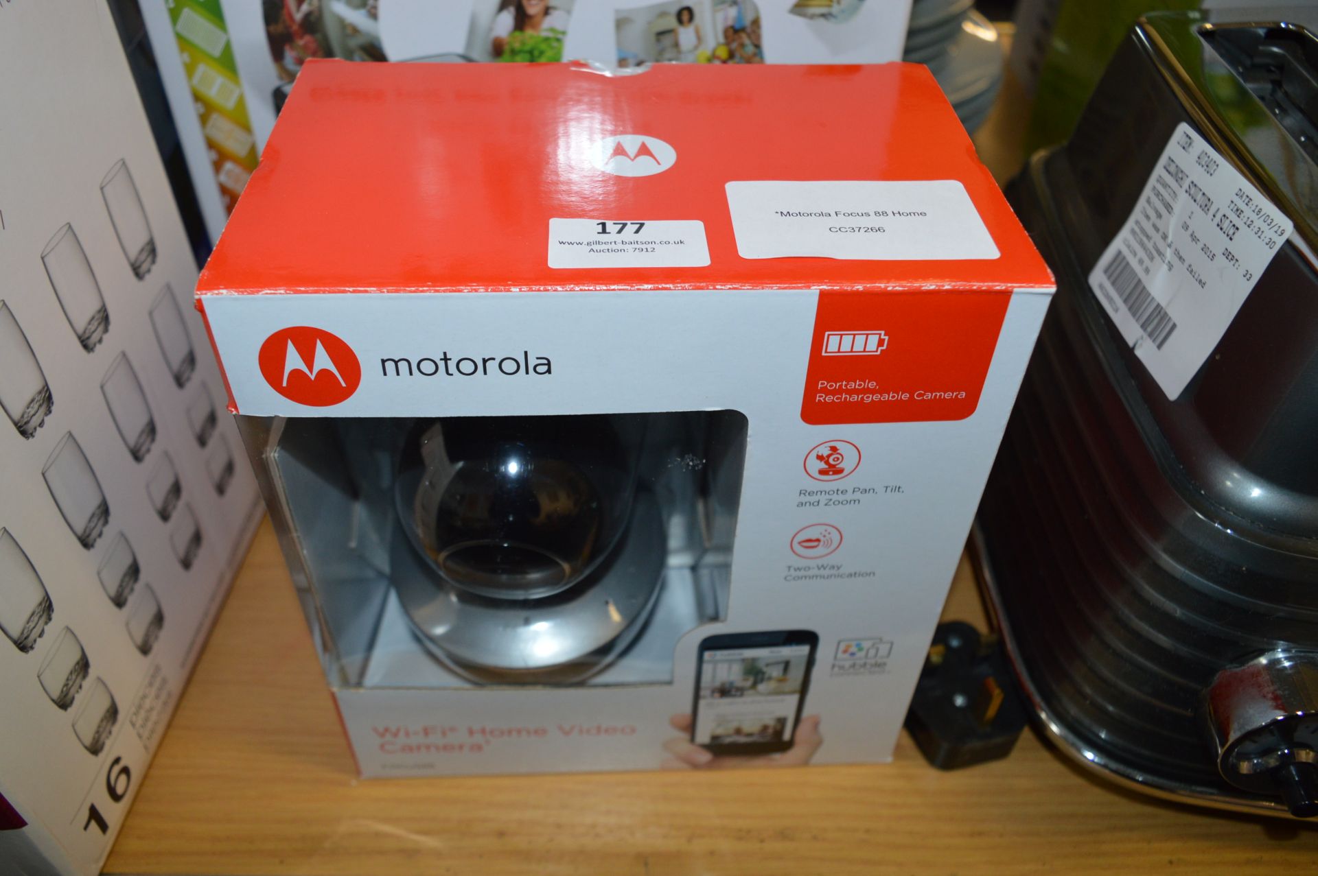 *Motorola Focus 88 Home Wifi Camera