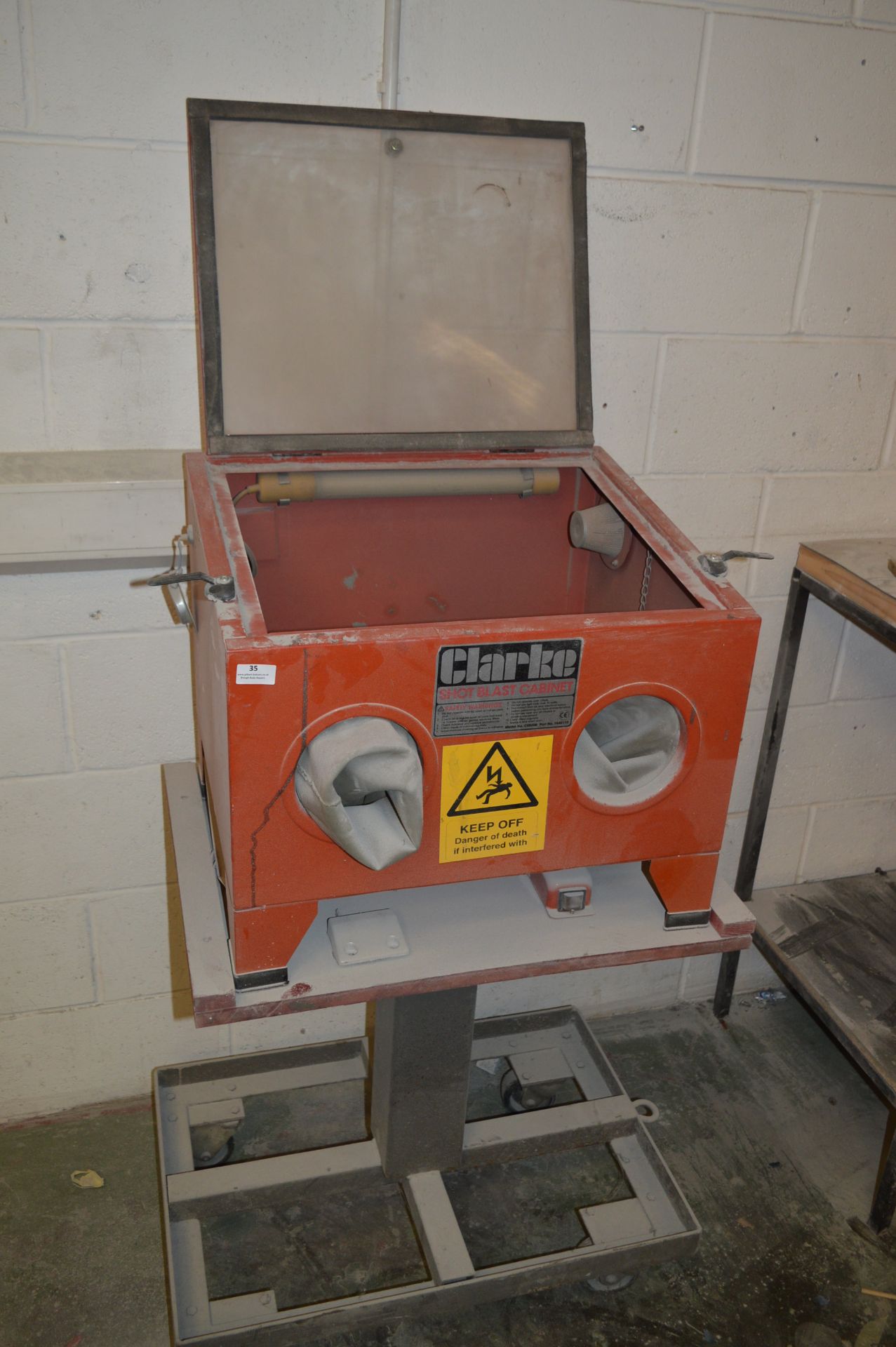 *Clarke Shot Blasting Cabinet