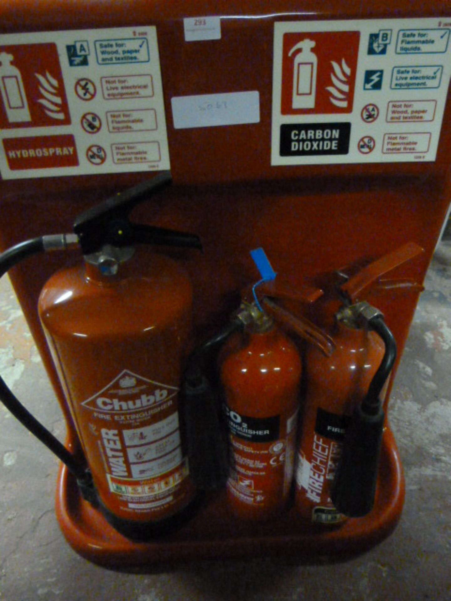 Chubb 9L Water Fire Extinguisher and Two 2kg Carbo