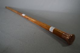 9cT Gold Topped Walking Cane