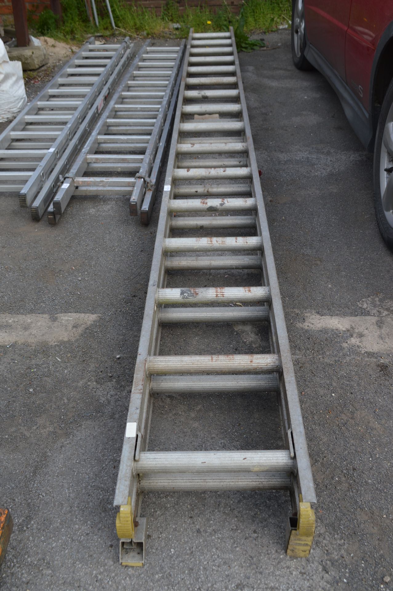 17ft Extending Aluminium Ladder