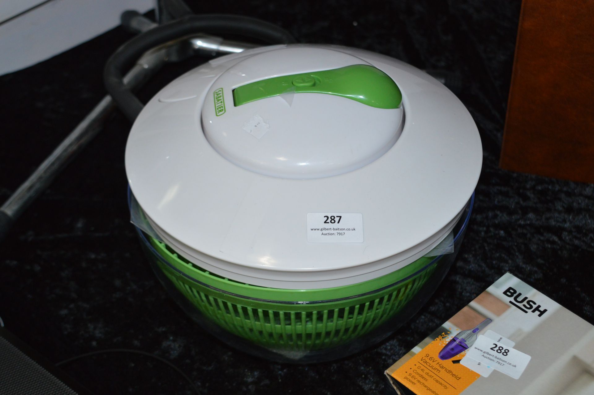 *Sabateir Salad Spinner