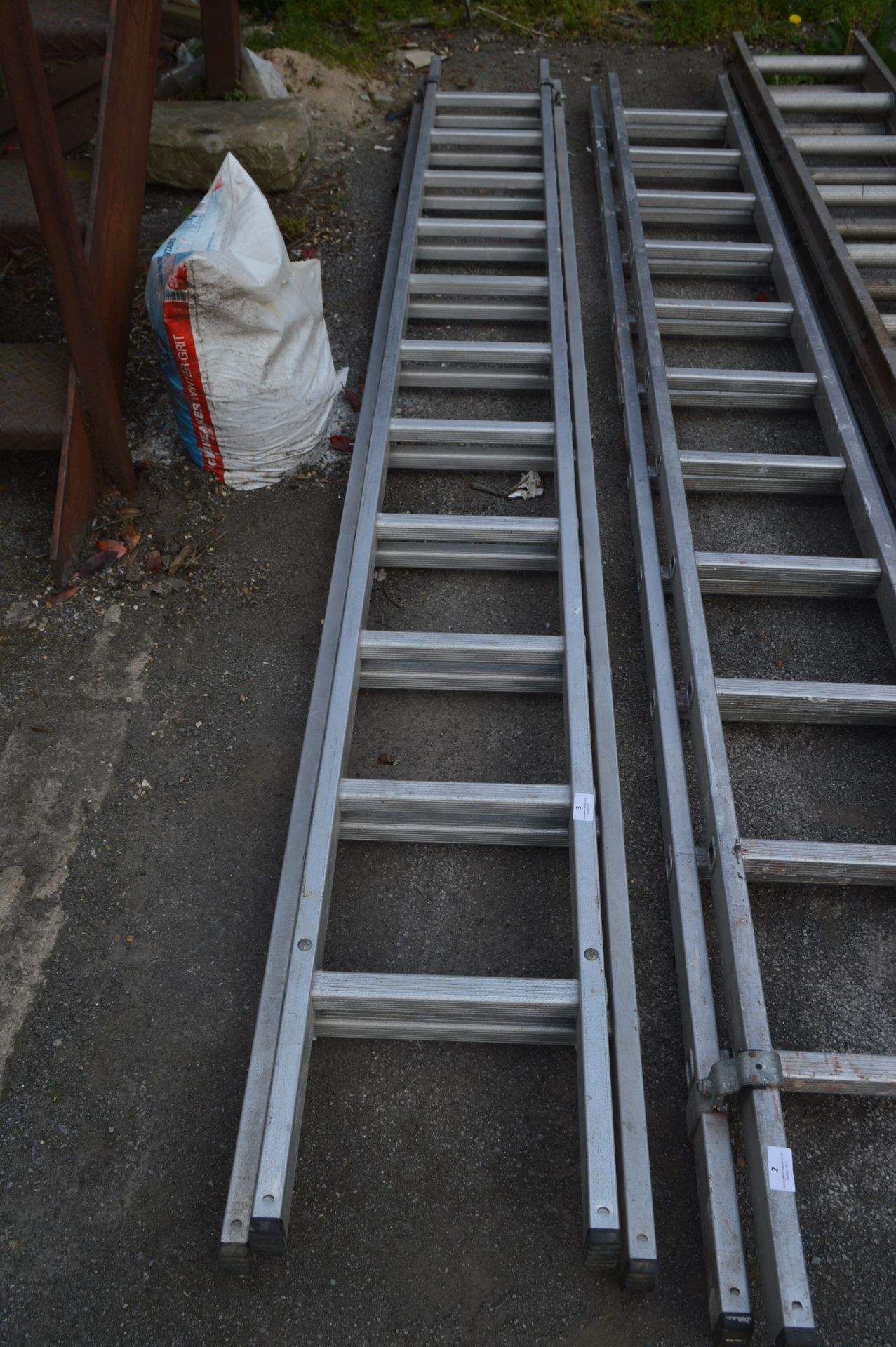 10ft Double Extending Aluminium Ladder