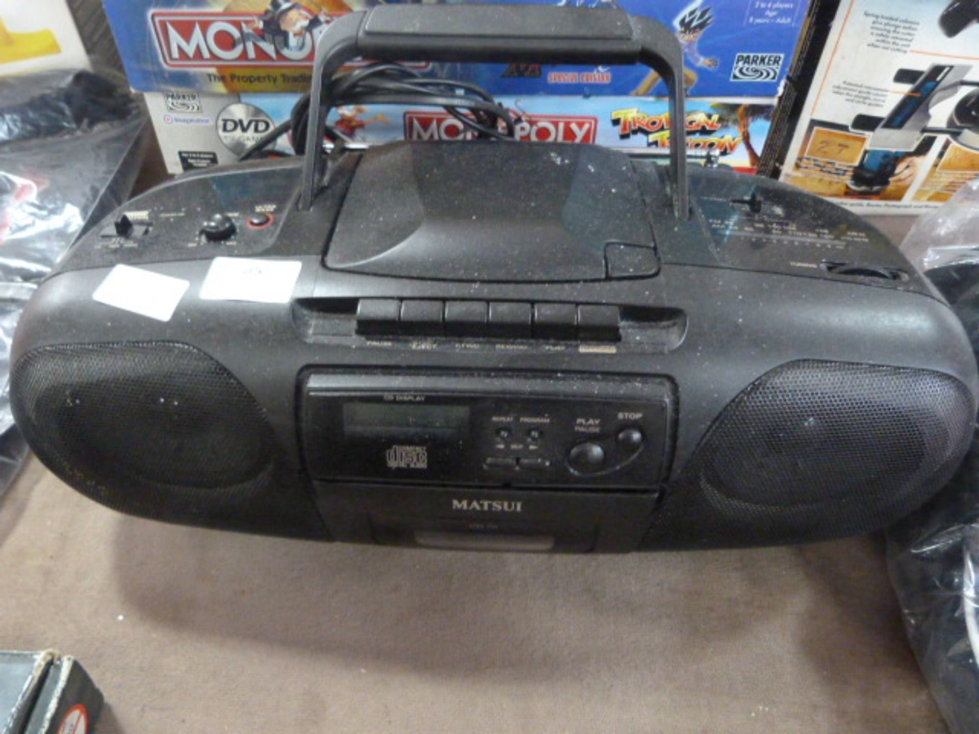 Matsui Portable Radio/CD Player