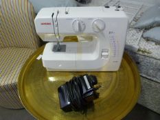 *Janone J320 Sewing Machine