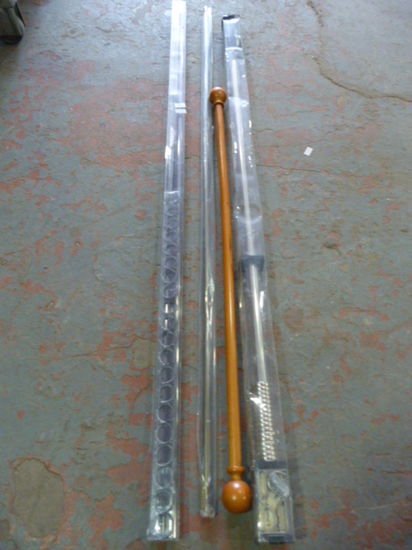 *Quantity of Curtain Poles