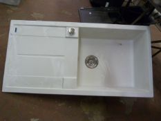 *White Sink with Drainer