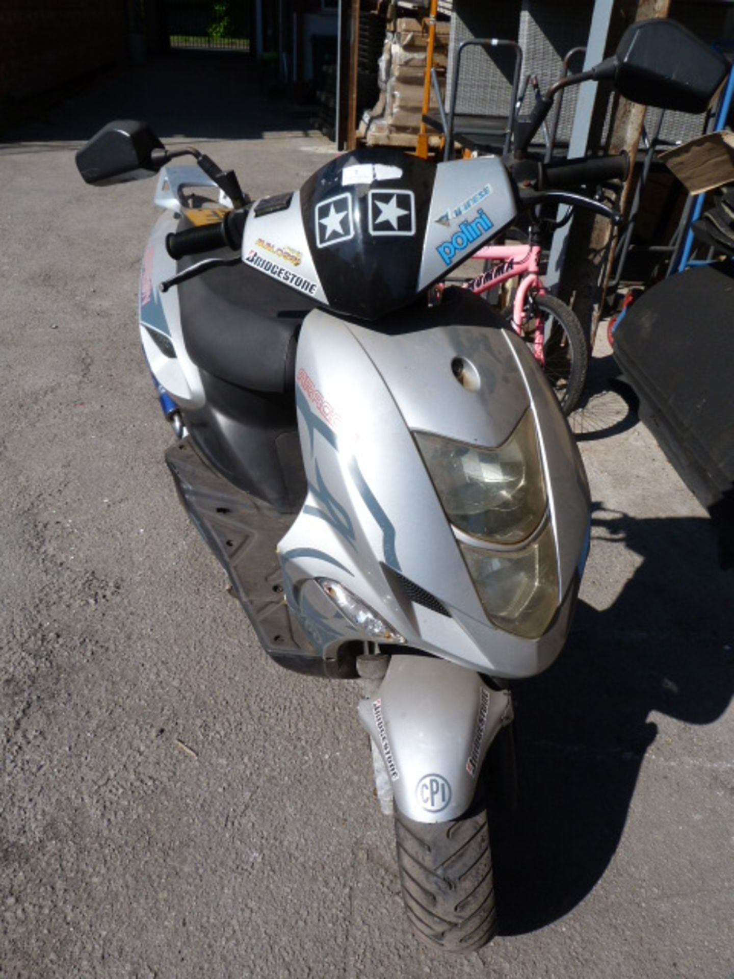 Aragon Moped