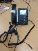 *Polycom VVX400 Internet Telephone with Headset