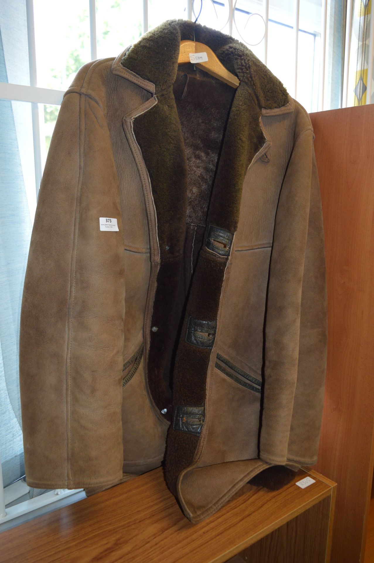 Wadington's of Hull Sheepskin Coat Size:42