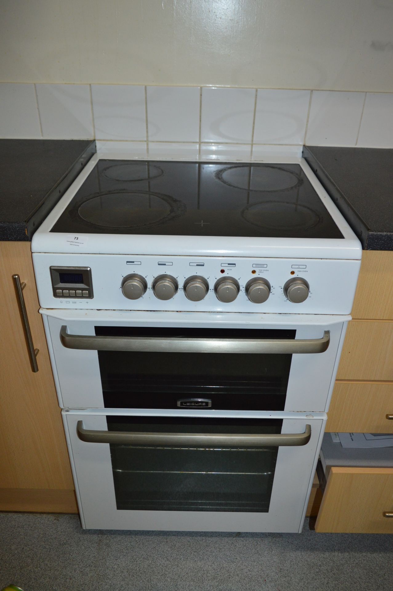 *Leisure Free Standing Ceramic Cooker over Double