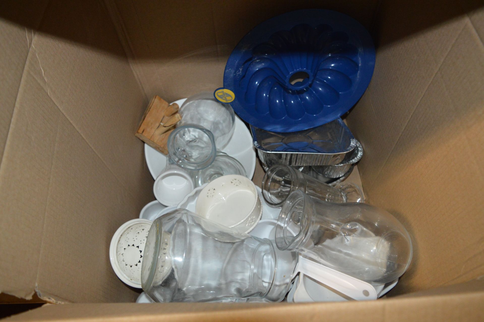 Box of Jugs, Serving Dishes, etc.