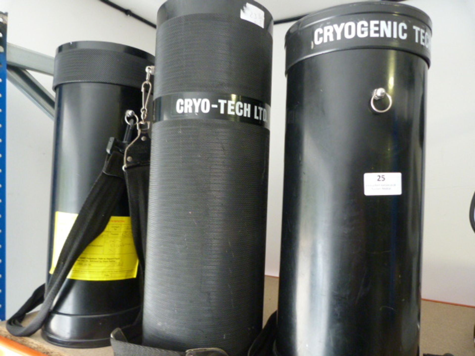 *1x Cryogenic Technologies Cryojet Nitrogen Canister in Carry Case and 2x Cryo Technology Cryo Jem