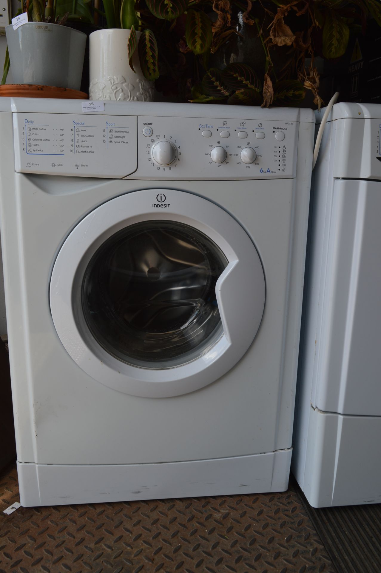 Indesit 6kg A-Class Washing Machine