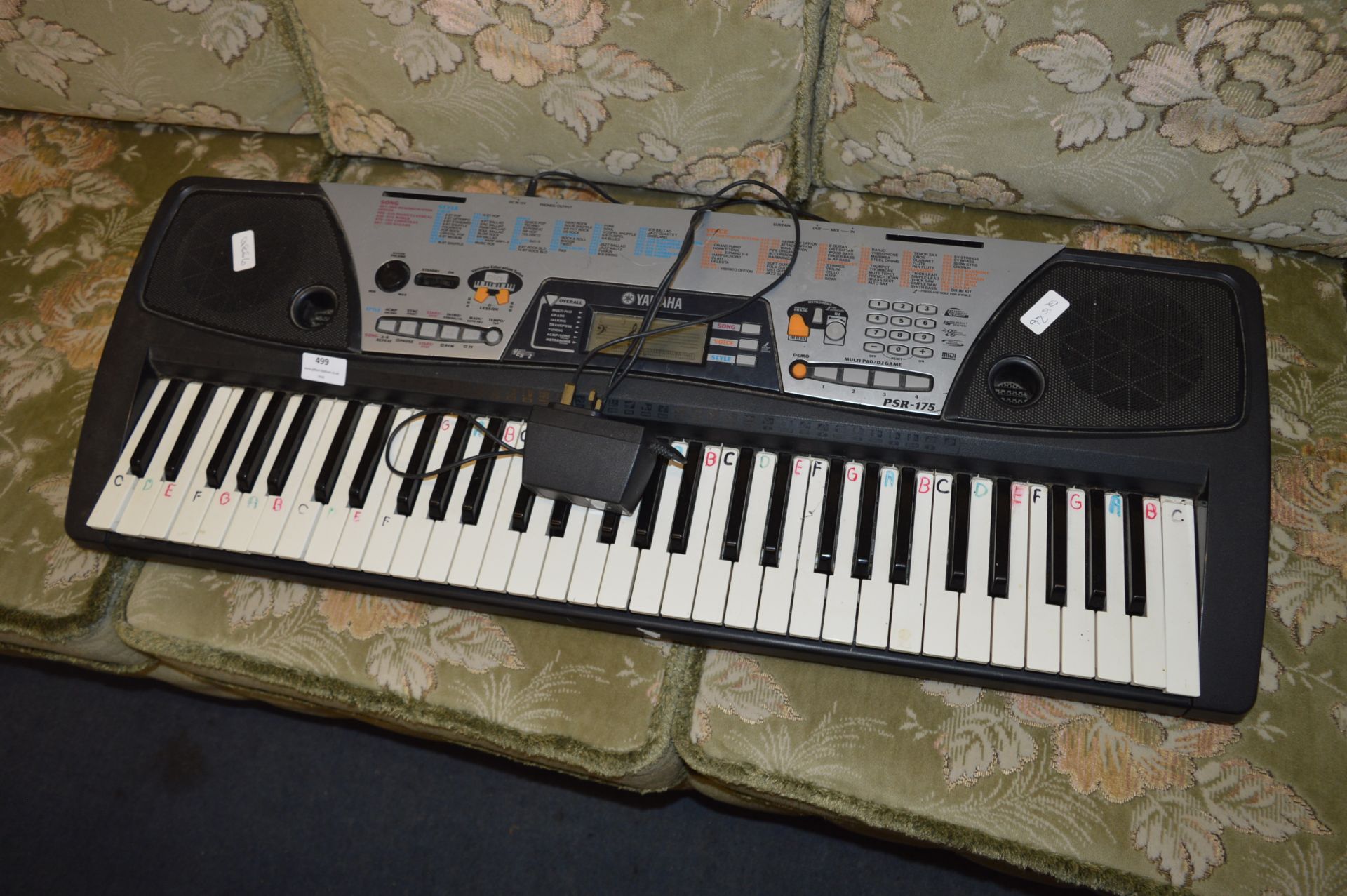 Yamaha BSR175 Electronic Keyboard