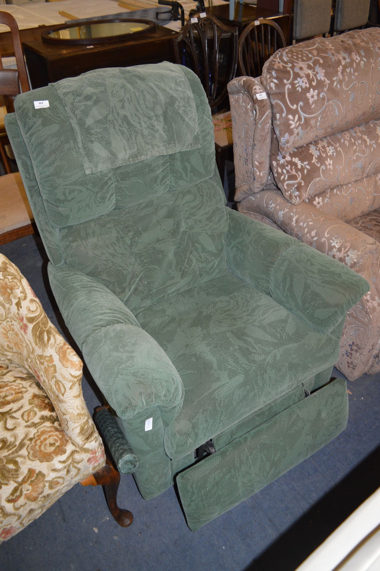 Green Leaf Patterned Upholstered Reclining Armchai