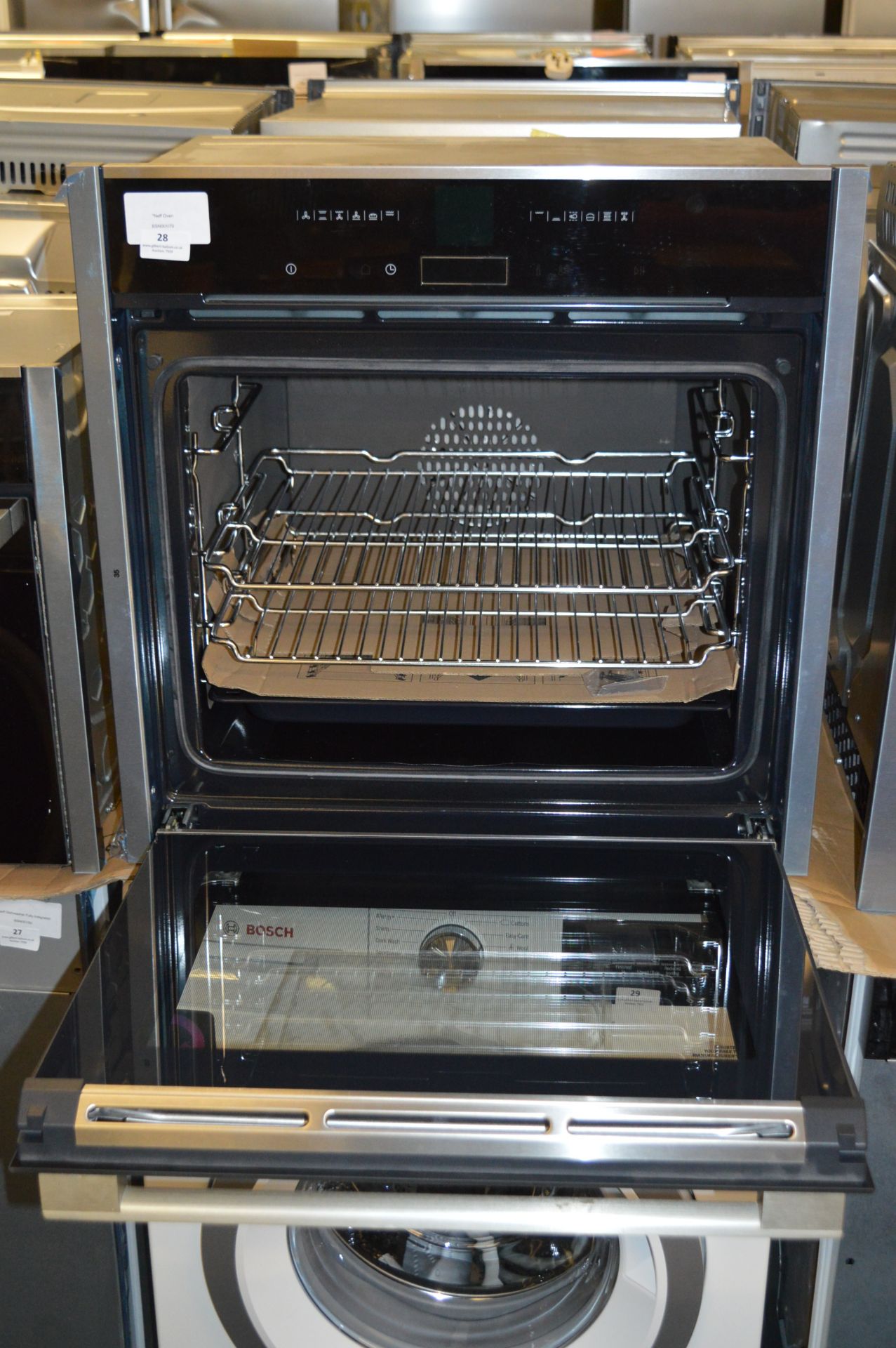 *Neff Oven Model:B17CR32N1B - Image 2 of 2