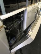 *Bosch Free-Standing Dishwasher 60cm White Model:SMS40T32UK