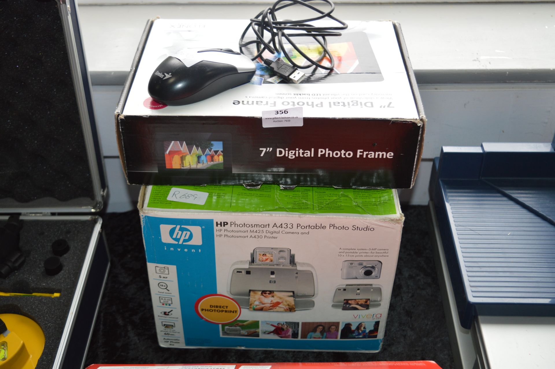 7" Digital Photo Frame, HP Photosmart Photo Studio