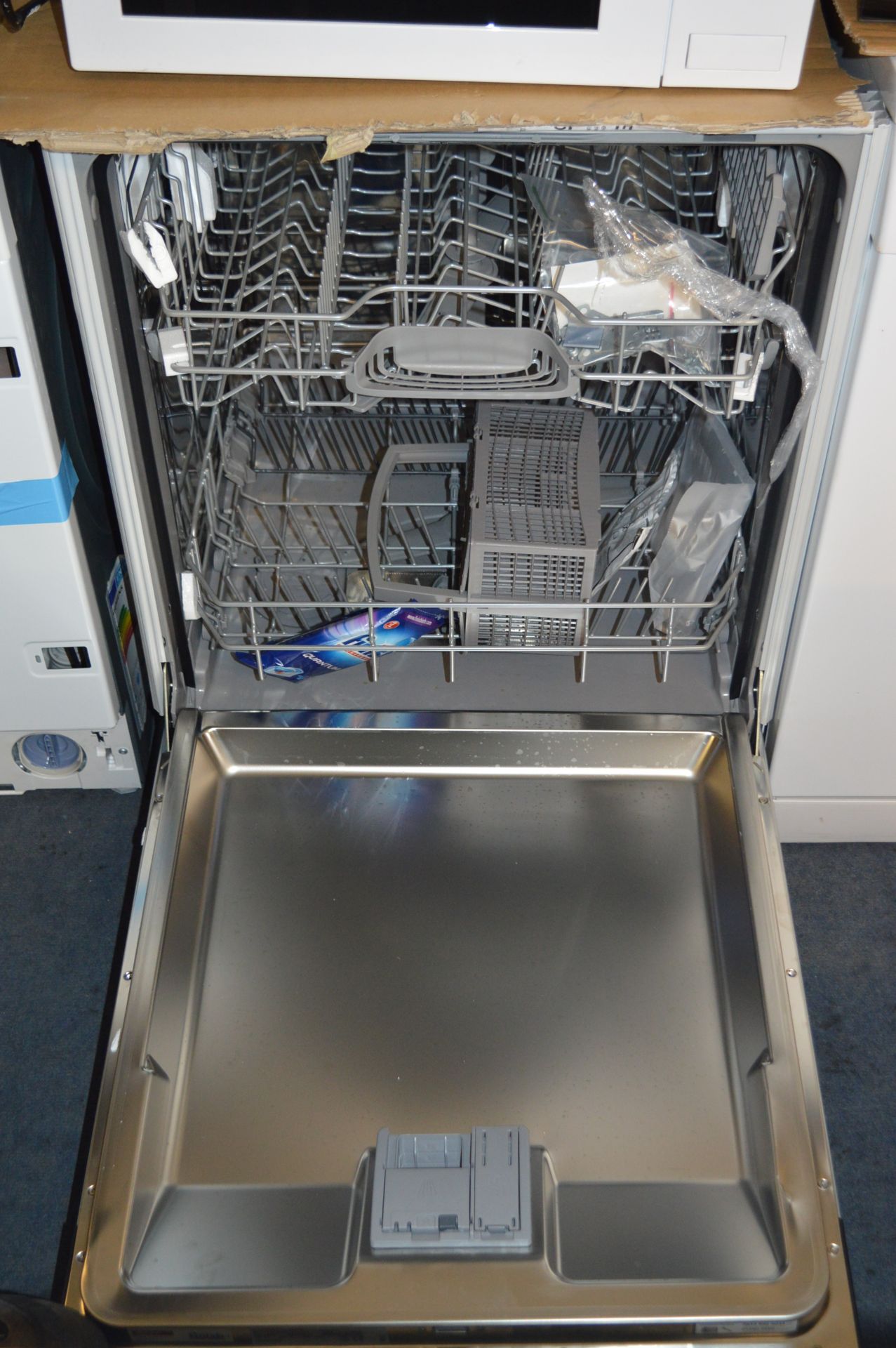 *Neff Dishwasher Fully Integrated 60cm Model:S511A50X1G - Image 2 of 2