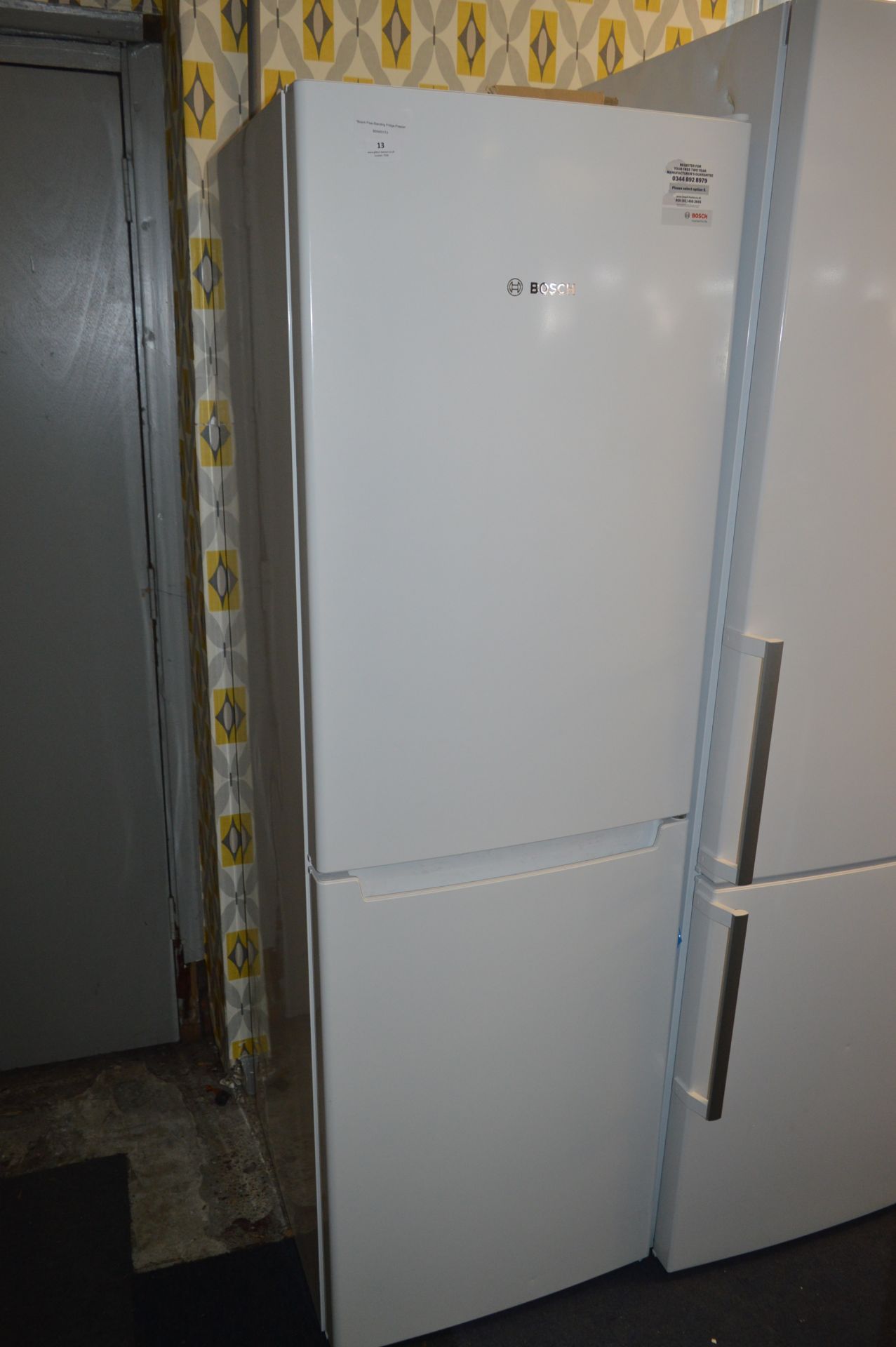 *Bosch Free-Standing Fridge-Freezer Model:KGN34NW3AG