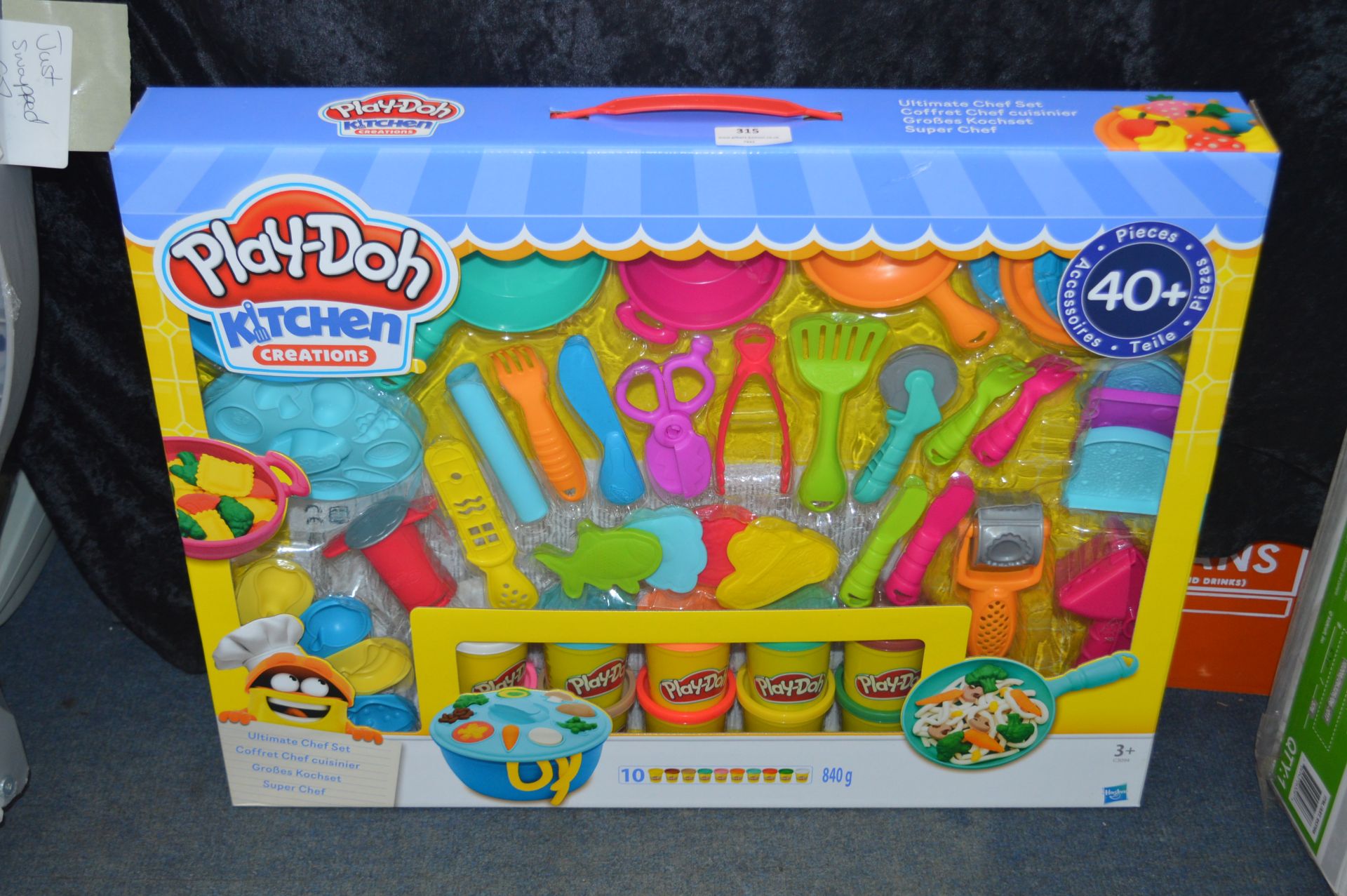*PLAY-DOH KITCHEN CREATIONS
