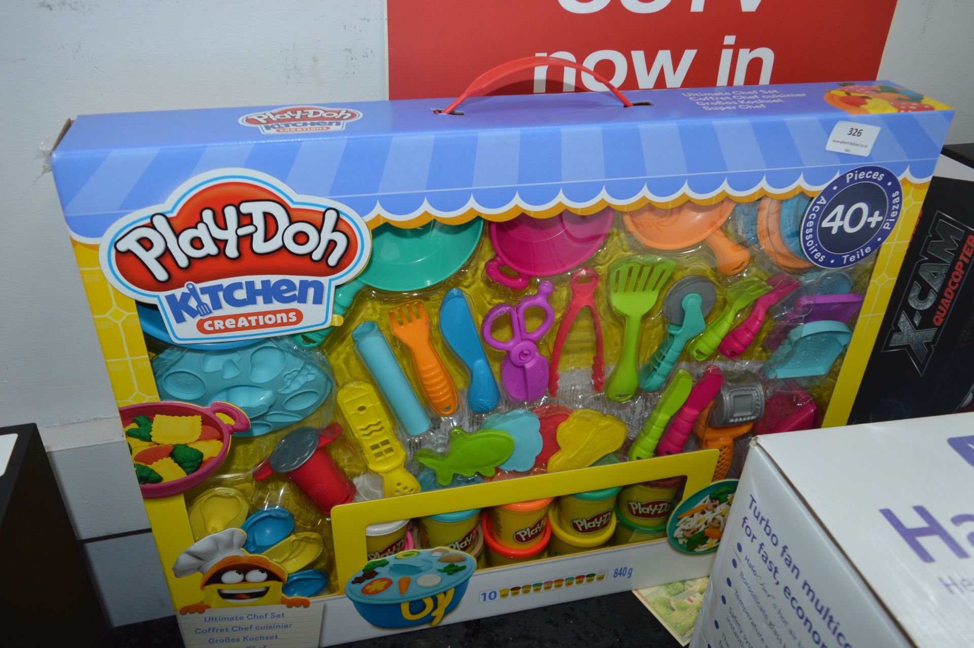 *PLAY-DOH KITCHEN CREATIONS