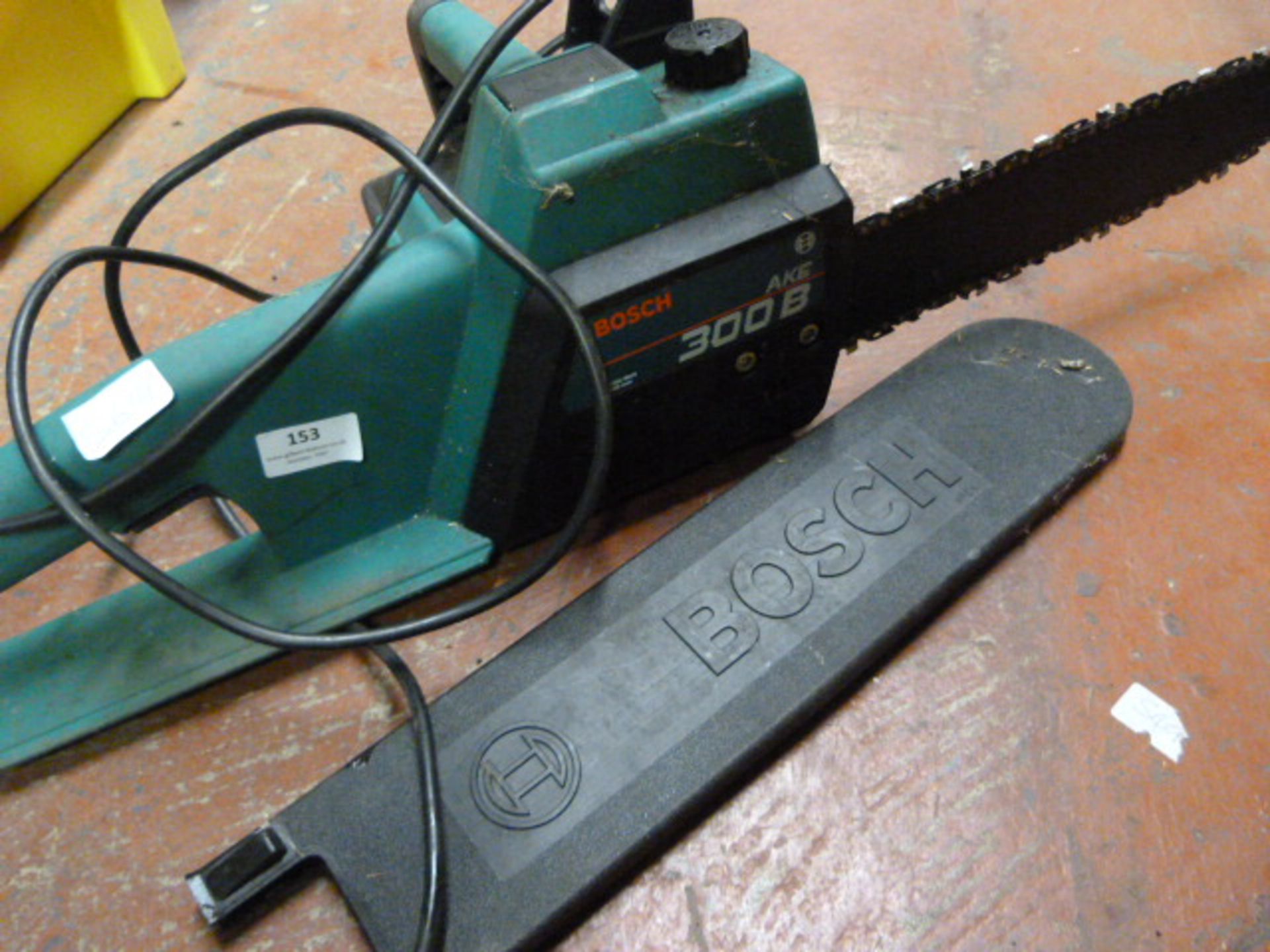 Bosch 330B Chainsaw