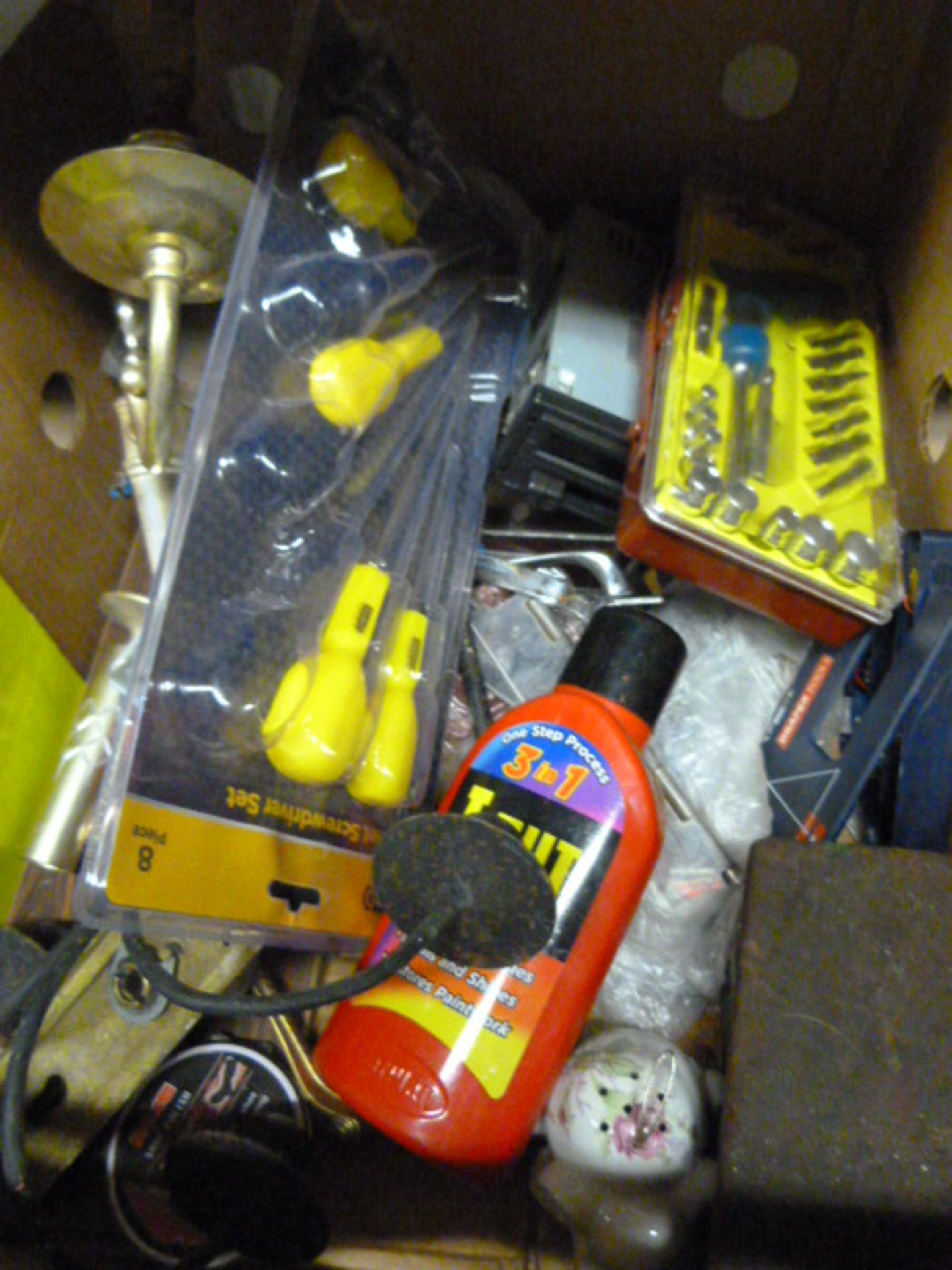 Small Quantity of Tools and Fittings