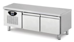 *Amicus 600 Refrigerated Base, accommodates up to (4) amicus units, 200 litres capacity, (2) cupboar