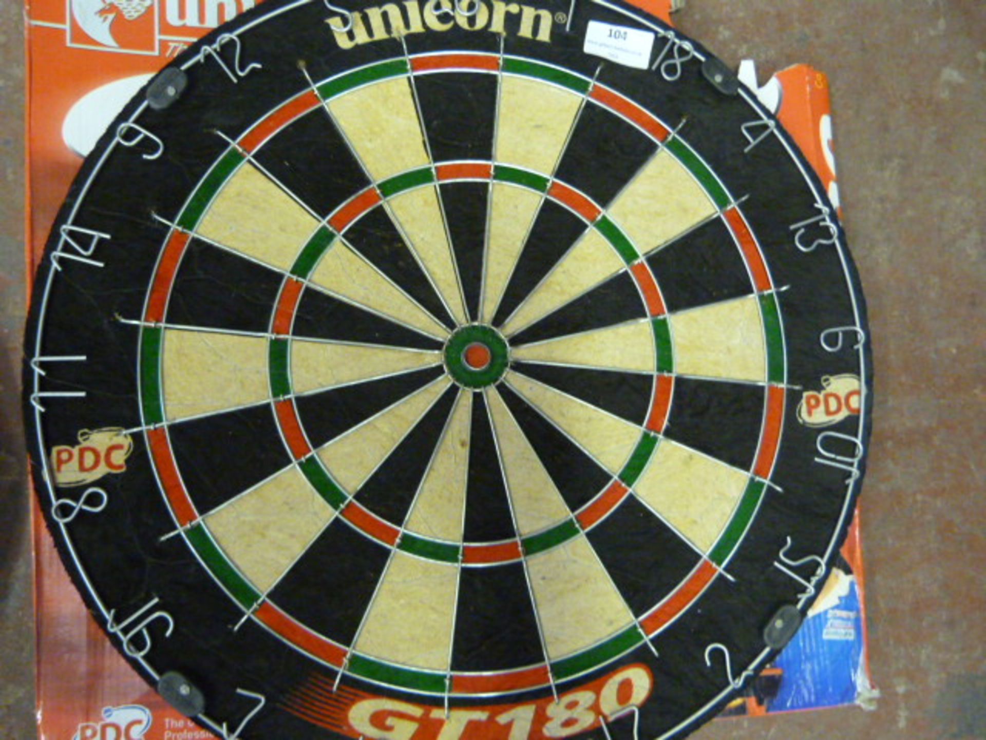 Unicorn GT180 Dartboard