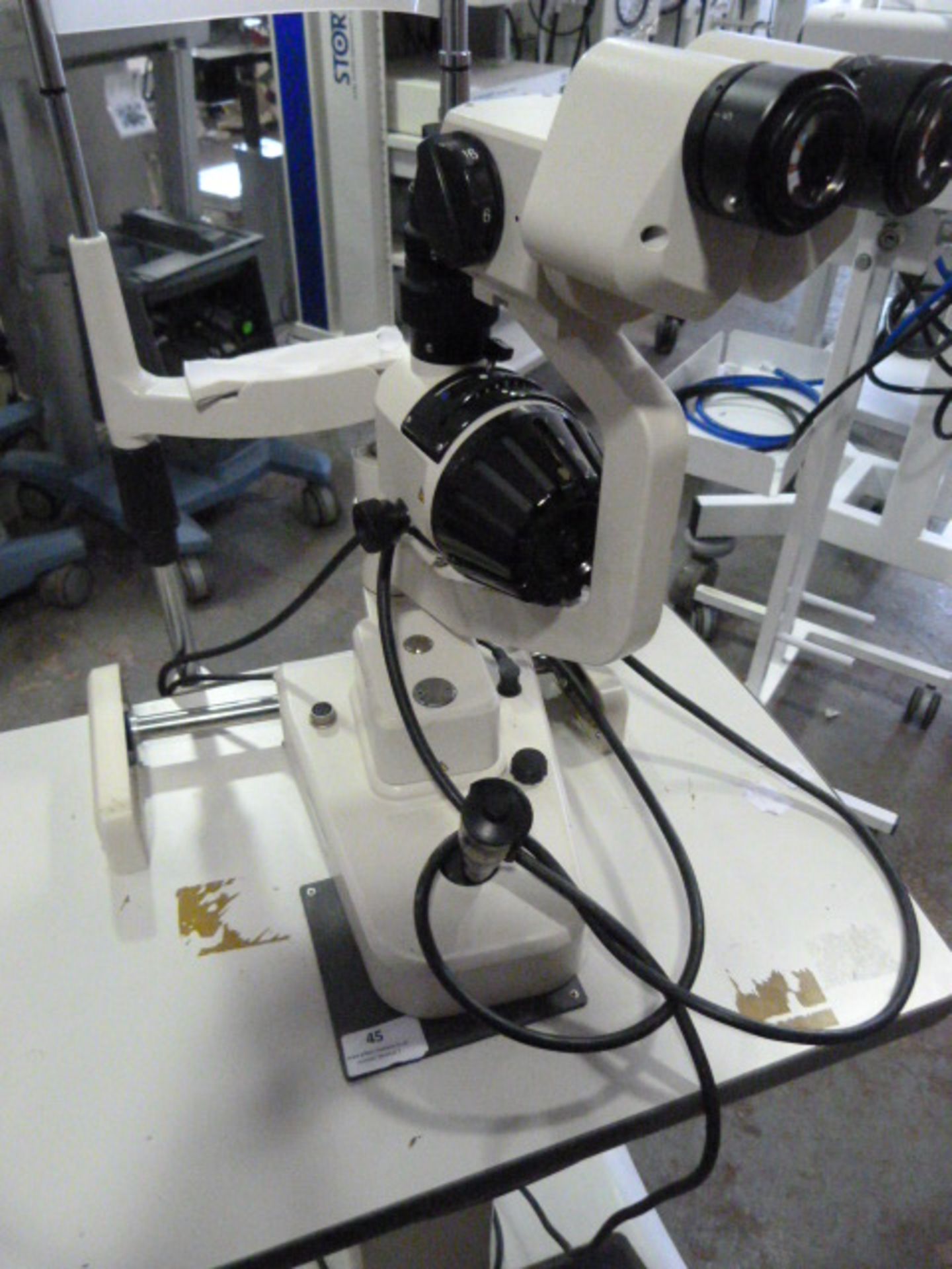 *Topcon Sl-4F Slit Lamp on Adjustable Height Table (In Excellent Working and Cosmetic Condition, Rec