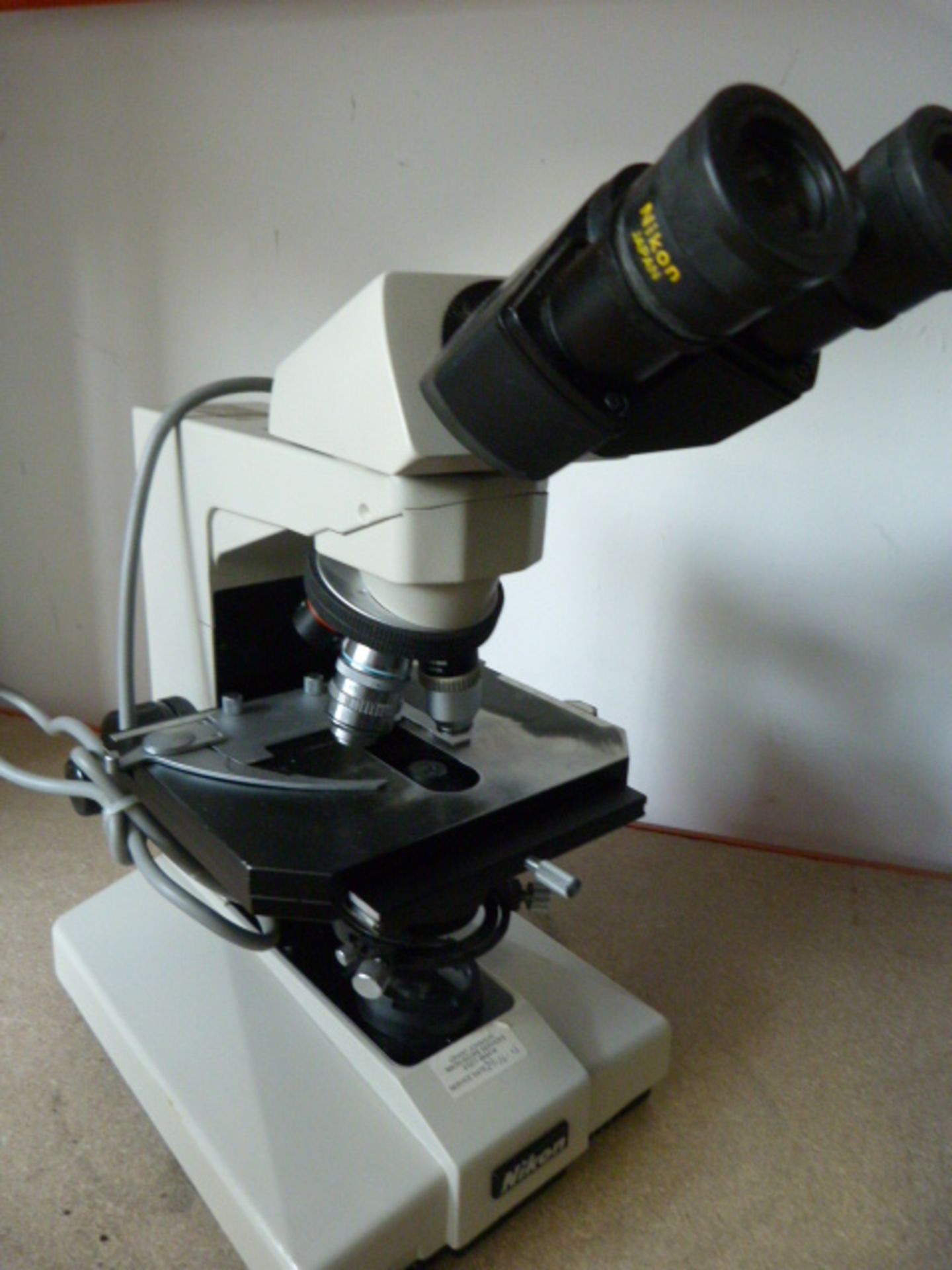 *Nikon LABOPHOT Made in Japan 4x,10x,40x,100x, Trinocular Microscope