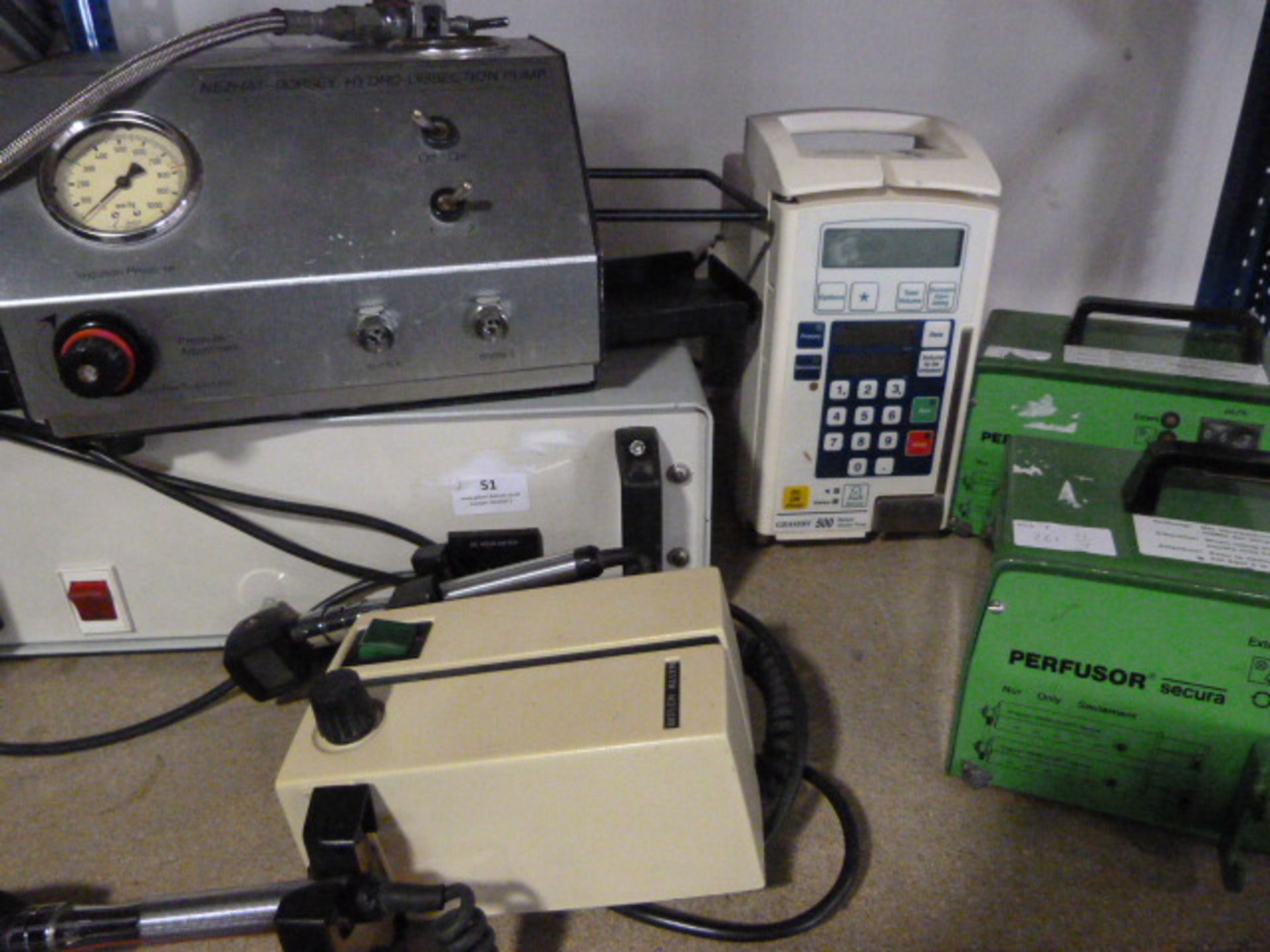 *Mixed lot containing 1 x Graseby 3500 Anaesthesia Pump , 2 X American Surgical Instruments Nezhat-D