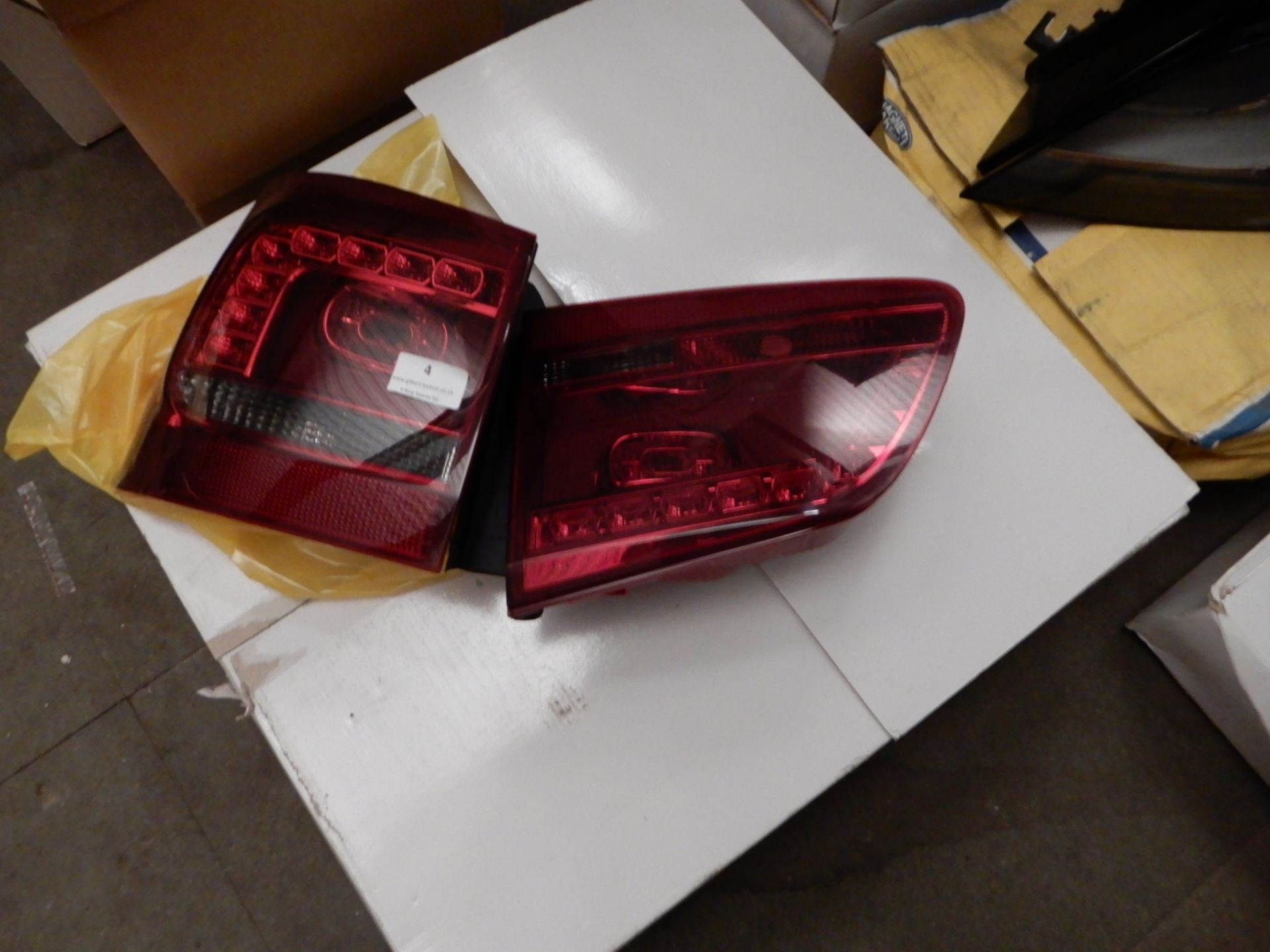 *VW Touran Smoked Rear LED Lights 2011-2015