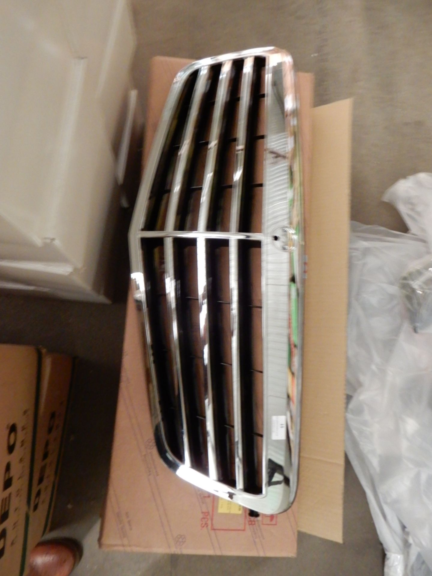 *Mercedes E Class 2009-2013 Chrome Front Grills