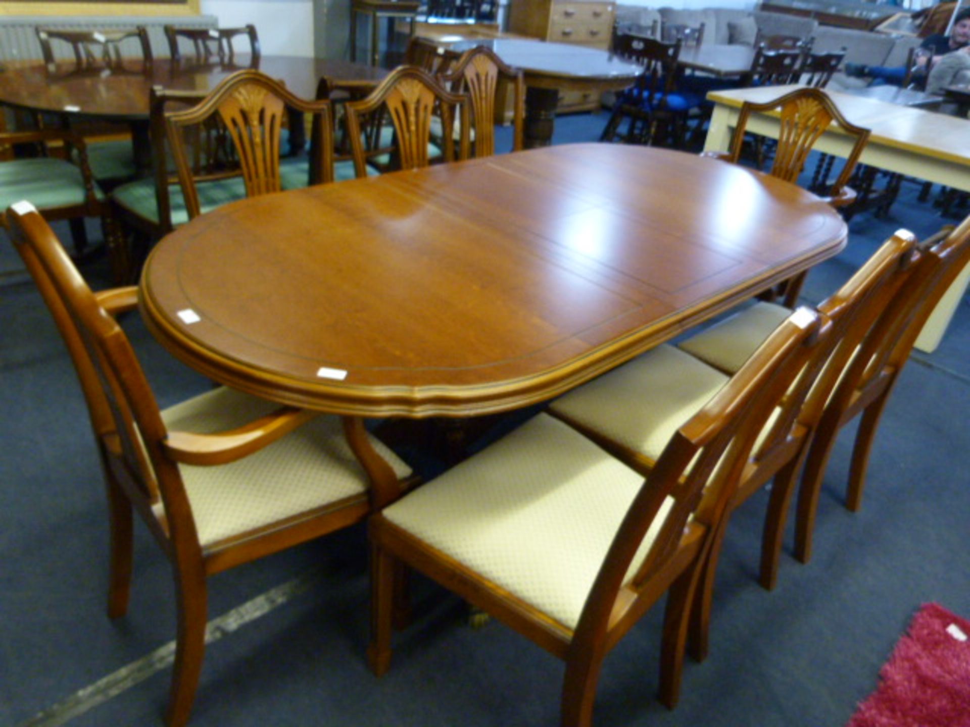 Walnut Extending Dining Table with 2 Carvers and 6 Dining Chairs