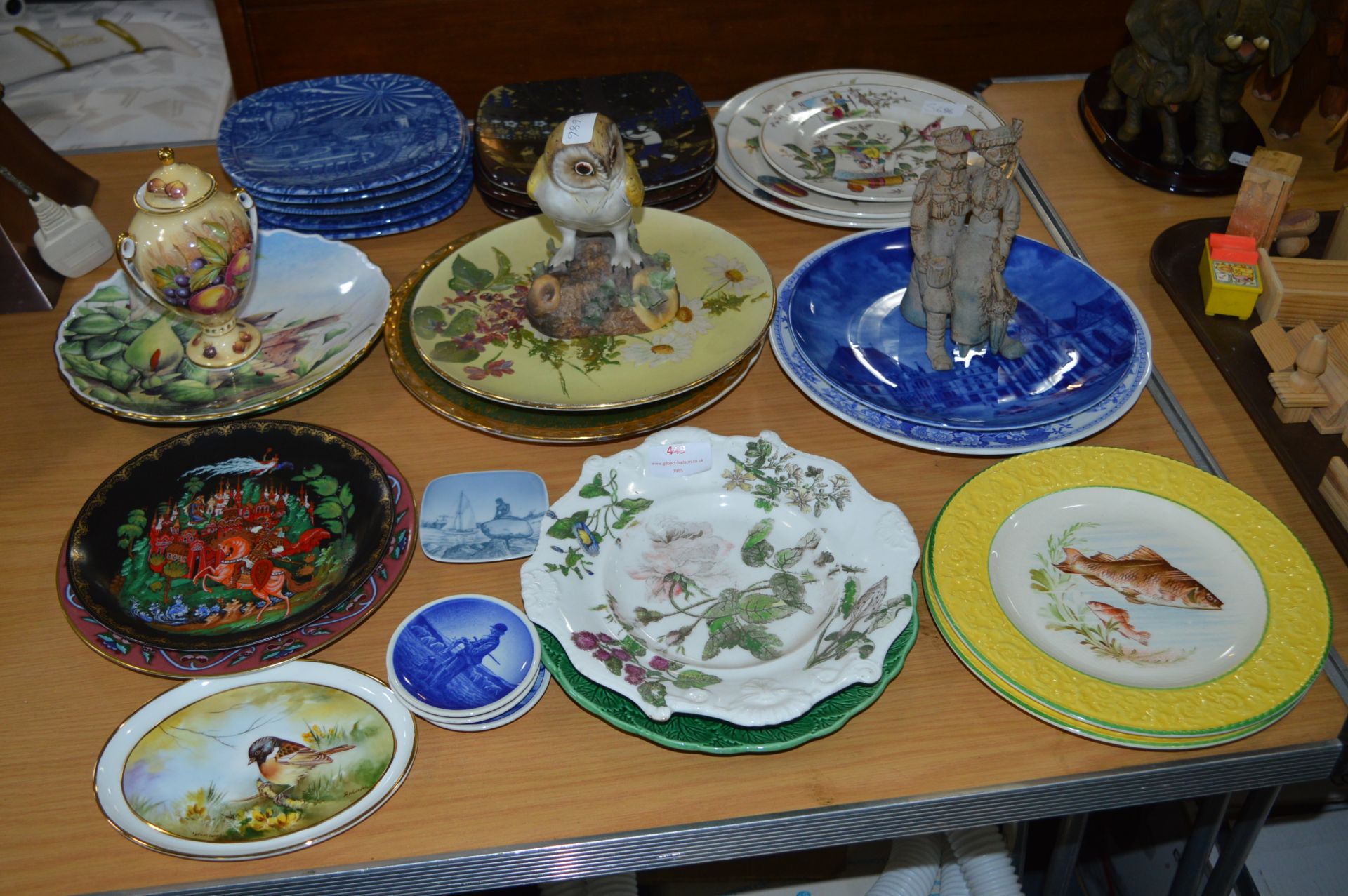 Large Selection of Victorian and later Decorative