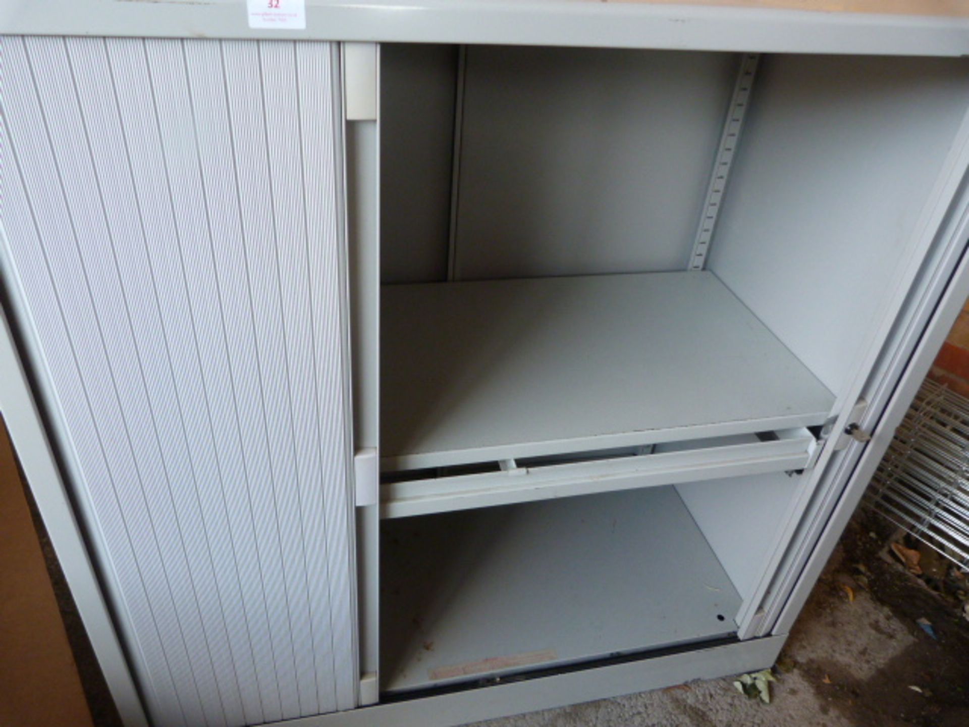 Metal Filing Cabinet with Key