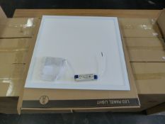 *Box Containing 5 36W LED 600 by 600 Light Panels