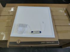 *Box Containing 5 36W LED 600 by 600 Light Panels