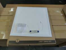 *Box Containing 5 36W LED 600 by 600 Light Panels