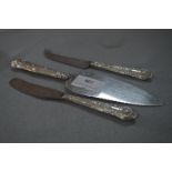 Silver Handled Cake Slice and Two Knives - Sheffield 1976