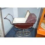 Leeway Coach Built Doll's Pram