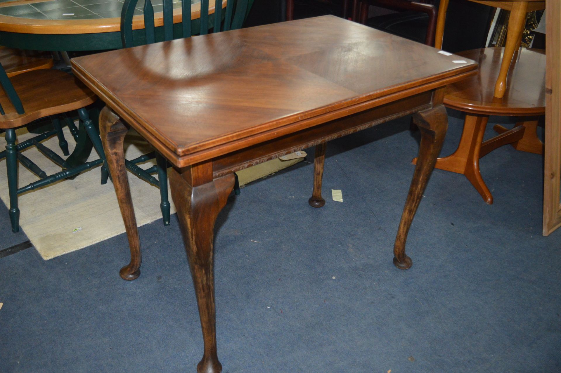 Veneered Oak Fold Over Dining Table on Cabriole Le