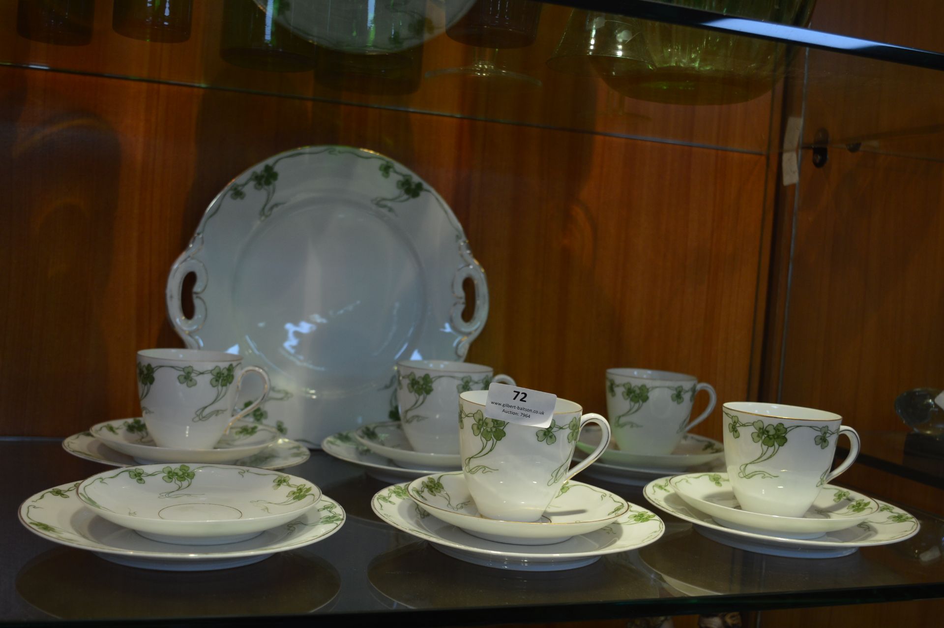 *Green Clover Leaf Patterned Eighteen Piece Tea Set