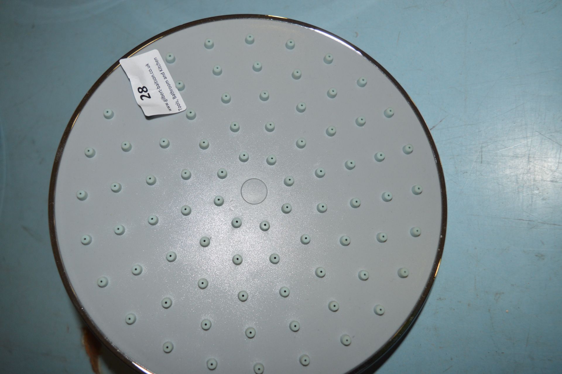 *Round Chrome Shower Head (19.5cm diameter)