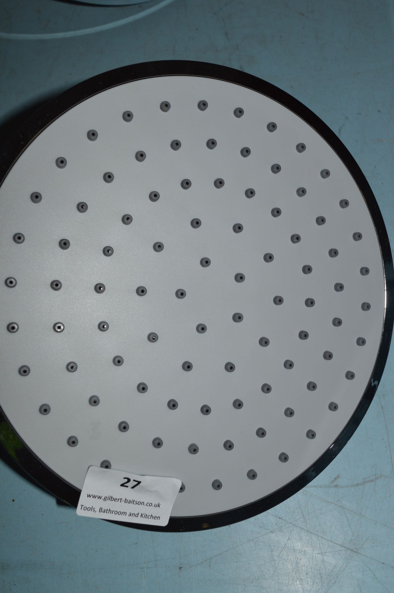 *Round Chrome Shower Head (19cm diameter)