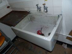 *Large Belfast Sink with Hardwood Drainer